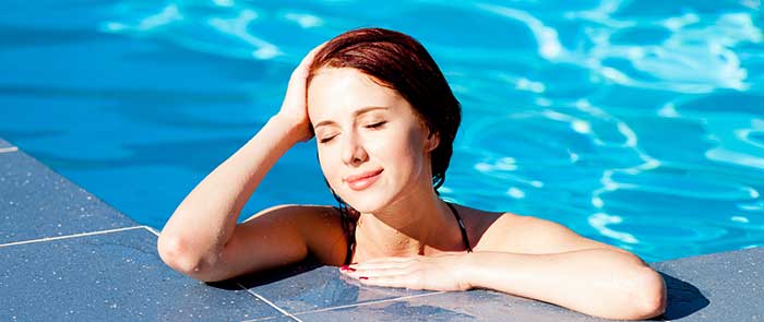 Cuidado del cabello en la Piscina